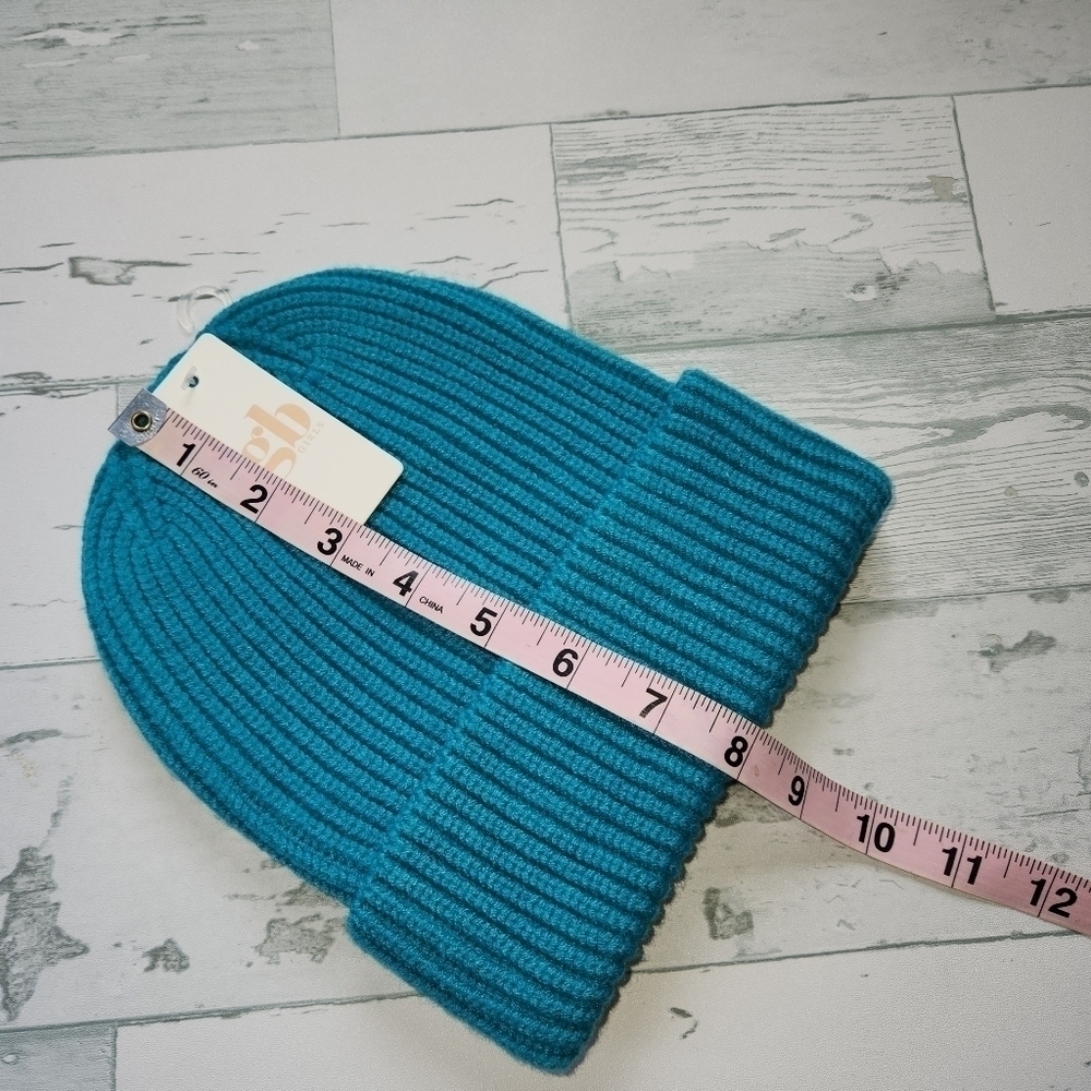 Gianni Bini NWT Girls Teal Cable Knit Hat One Size - Picture 6 of 6